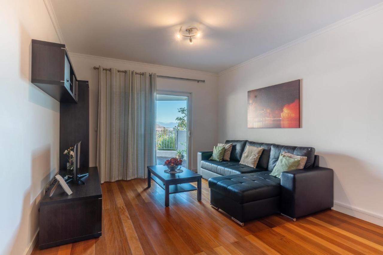 Virtudes Ocean View With Pool By Hr Madeira Apartment Funchal  Bagian luar foto